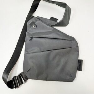 FSM Gray Nylon Saddle Shape Crossbody Bag Adjustable Multiple Pockets 9” X 11”